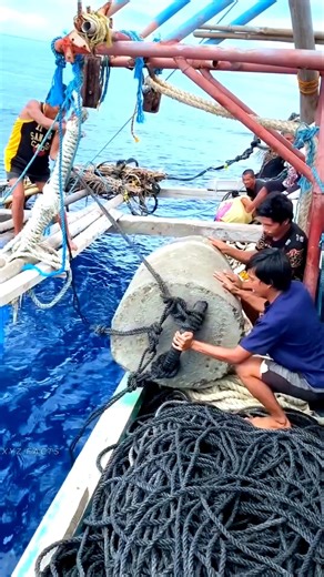 How ship anchor works ⚓ in big ships 🚢