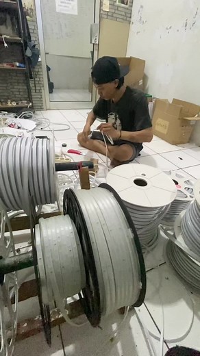 lampu led strip udah free soket tinggap.pakai.#ramadanekstraseru #ledmasterjakarta #lampuledstrip #ledstriplights #kamaraesthetic