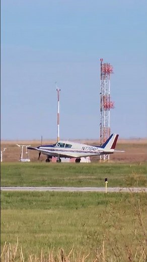 1961 Piper PA-24-250 Comanche 250 | Takeoff | New Century AirCenter (JCI/KIXD) | N7704P