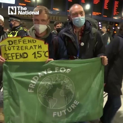 Greta Thunberg arrives for Cop26