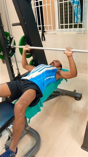 Banch Press Chest Workout With Squat Machine.#motivation #gym #workout