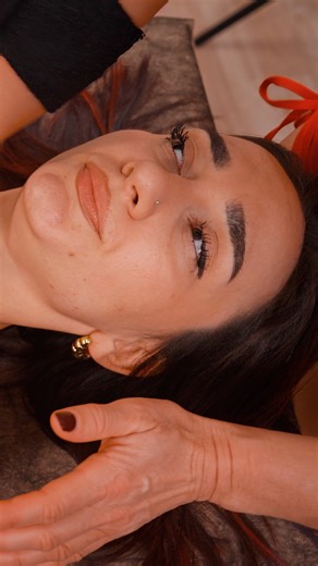 ASMR Massage Dzen on Instagram: "Mobility check with flexion and side-bend, followed by correction — a full reset in one session. #chiropractic #chiropractor #adjustment #mobility #wellness #painrelief #posture #alignment #flexion #lateroflexion #movementtest #bodywork"