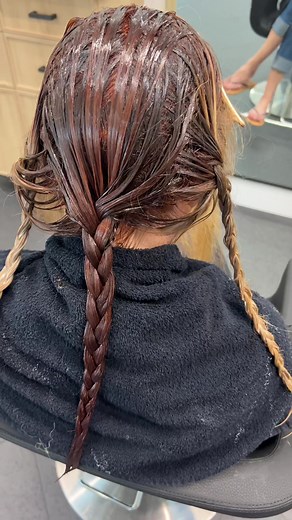 Going copper 🍁#hairtok #hairtutorial #haireducator #fallvibes #fallhair #haircolor #copperhaircolor