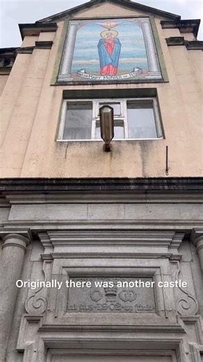 10K views · 250 reactions | Abandoned Castle - FULL VIDEO  This castle survied the Irish War of Independance and the Civil war, take a look round as I walk through. If you liked the video, don't forget to leave a like or comment to see more ❤️️ 퐈퐟 퐲퐨퐮 퐤퐧퐨퐰 퐭퐡퐞 퐥퐨퐜퐚퐭퐢퐨퐧 퐝퐨 퐧퐨퐭 퐧퐚퐦퐞 퐢퐭, 퐭퐡퐢퐬 퐰퐢퐥퐥 퐛퐞 퐫퐞퐦퐨퐯퐞퐝 | Abandoned N.I. | Facebook