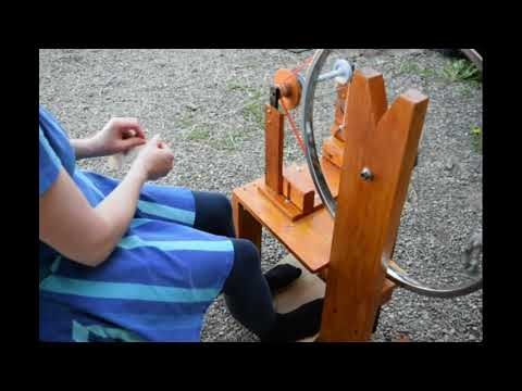 Thrifty Fox Scotch Tension Spinning Wheel