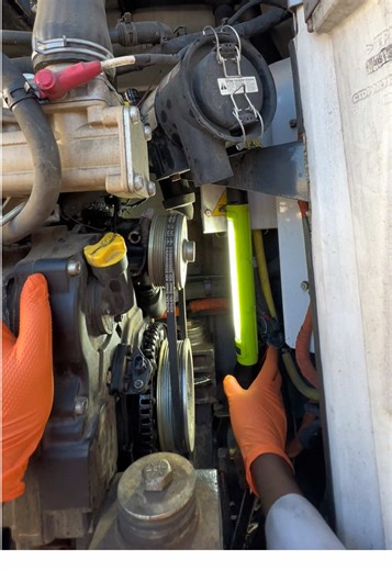 Essential Work Light Tips for Mechanics in Trucking