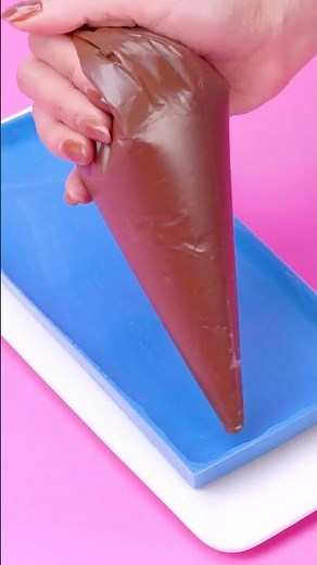 Chocolate Bars with Gooey Lava Filling 🍫✨ #chocolate #lavachocolate #chocolatelovers #gooeycenter