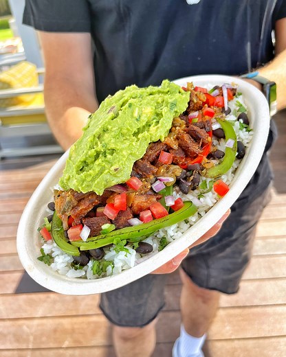 1.1M views · 2.2K reactions | Chipotle has SMOKED BRISKET NOW?! 勞 We put it on EVERYTHING  | Foodbeast | Facebook