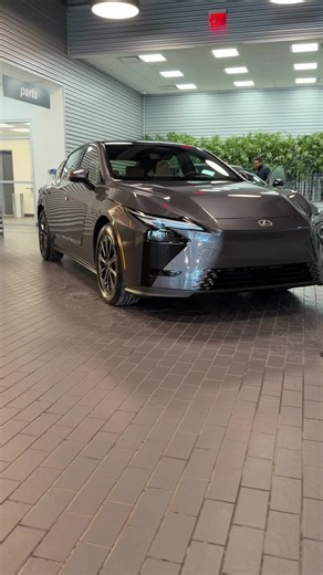 Discover New Features of the All-New Lexus ES