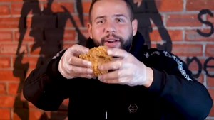 #chicken_planet Hotline 19598 | Chicken Planet