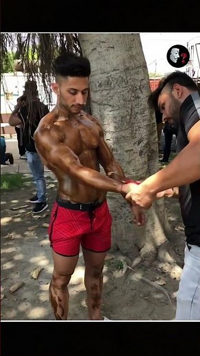 Why Bodybuilders Paint Their Bodies