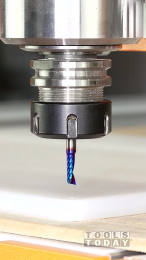 Cutting HDPE on the Stepcraft CNC machine using the Amana Tool 51404-K 1/4