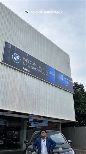 BMW ASTRA MAMPANG on Instagram: "Bold by design. Electric by nature. The BMW iX xDrive40 brings future-ready luxury into today’s drive. BMW iX xDrive40 🔋 76.6 kWh battery ⚡ 326 hp | 630 Nm 🚀 0–100 km/h: 6.1 seconds 🔌 WLTP range up to 420 km Sport Package Panoramic Roof with Photochromic function BMW Curved Display Operating System 8.5 Harman Kardon Surround Sound Driving Assistant Professional Parking Assistant Plus 8 Years / 160.000 km Battery Warranty 5 Years BMW Repair Inclusive unlimited