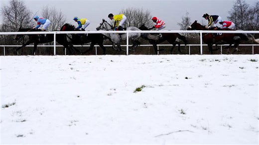 Wolverhampton races OFF with track covered in 4in of snow