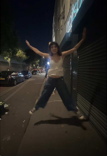 spoons food hits different😛 #sdpinterlude #wetherspoons #london #fyp #funny #starfish tastes good like soul food, the new me back with the old you