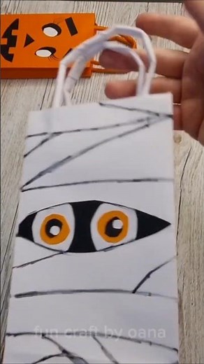 Paper Bag Mummy Craft #diy #mummy #halloween #craft #funcraftbyoana