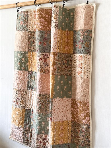 Baby Quilt, Patchwork Baby Quilt, Moody Floral Baby Quilt - Etsy