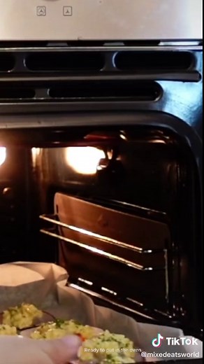 Delicious Cheesy Baked Scallops Recipe