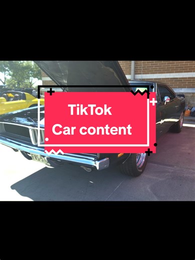 Stop overthinking it. 🛑 ​The algorithm is currently pushing raw, 7-second clips from your camera roll over perfectly edited content. Authenticity wins. 📉➡️📈 ​Go post a random video from last week right now and comment