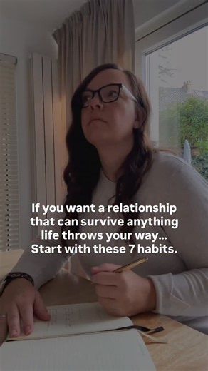 These are the habits we’ve seen in couples who make it — and the ones we had to learn the hard way: 💬 They have a real friendship — they laugh, talk, and enjoy being together. 💫 They don’t try to change each other, only the negative behaviors that hurt the relationship. ❤️ They prioritize emotional connection by making time for each other every day, even if it’s just 10 minutes. 🧠 They don’t take feedback personally. Instead, they listen, validate, and try to understand. 🤝 They have each oth