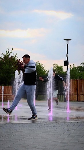 Phantom Jumper Stamp on the Ground Duo Dance