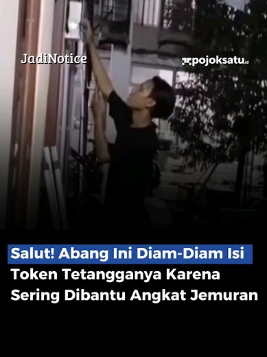 Salut! Abang Ini Diam-Diam Isi Token Tetangganya Karena Sering Dibantu Angkat Jemuran Kebaikan sederhana antar tetangga ini jadi sorotan. Tetangganya kerap membantu mengangkat jemuran saat ia sedang bekerja, terutama ketika pakaian sulit kering karena cuaca. Merasa tidak enak, ia pun membalas kebaikan tersebut. Saat tetangganya pulang kampung dan token listrik di rumahnya habis hingga berbunyi, ia diam-diam mengisikan token. Tetangganya diketahui merupakan pedagang UMKM pecel lele yang menyimpan