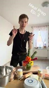 Těstovinový salát se skvěle hodí na letní dny v práci - Recept, tak jak ho připravuji já. #recepty