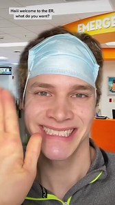 Kim Kim cracking jokes at the ER front desk 😳🏥 | TuckerComedy