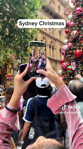 Explore December Events in Sydney: Concerts & Markets