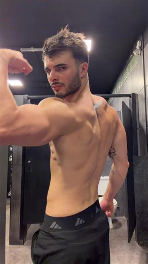 Videos de Ig thiaguitoox_ok (@thiaguitoox_ok1) con “original sound - Edts;)”