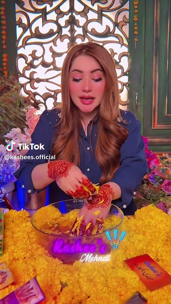 Transform Your Hands with Kashee’s Signature Mehndi Designs for Eid!