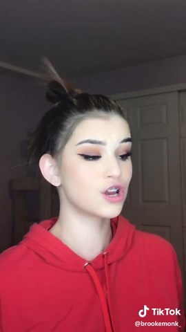 Has anyone’s parents walked in on you making a tiktok and you just don’t know how to explain!? 😆 #foryou#fyp#4u#christian#nomodel#tiktok#parents#hs