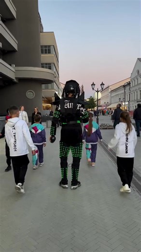 120K views · 1.3K reactions | Tuzelity shuffle dance 殺殺 #fun #funny #viral #amazing #comedy #entertainment #trendingreels | Tuzelity Shuffle | Facebook