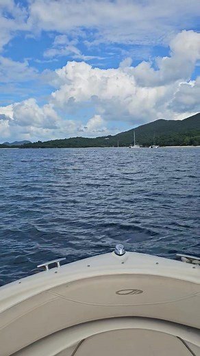 Howdy Ya'll! Heading to Maho Beach...... Sweeeet! | Jim Bennett
