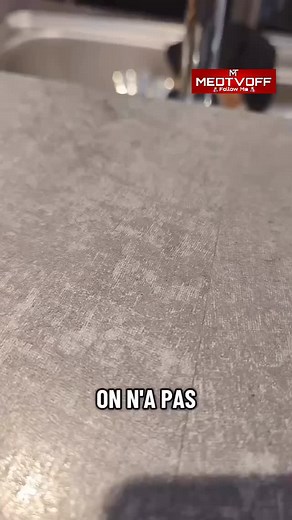 13K views · 55 reactions | 量 Deux jeunes partis relever le défi Paris-Marseille à pied se sont retrouvés en galère d’eau. Ils demandent à une gérante de brasserie de remplir leur gourde avec de l’eau du robinet… refus catégorique. Un geste jugé “inhumain” par les deux marcheurs, qui ont partagé leur mésaventure sur les réseaux. | MEDTVOFF | Facebook