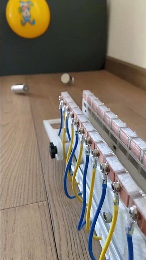 Electromagnetic catapult. #Railgun #Electromagneticcatapult #scientific #experiment