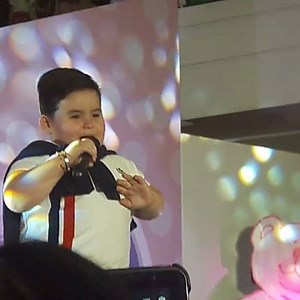 EARLIER: Baeby Baste greeted the crowd with his rendition of "Roses." #benchbabycologne #bastelovesbench | YES! Magazine