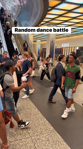 Who won? #battle #dance | Nassim_sjc