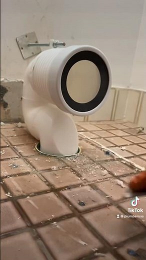 Replacing a leaking toilet waste connector. #theplumberguy #plumblife