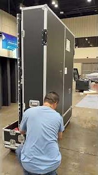 Flight Case Packing to 135 inch COB 1.56 mm Automatic foldable and Lifting LED Walls