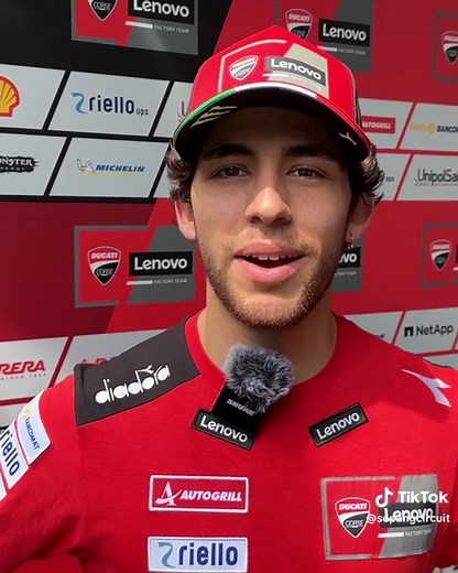 Don't miss the opportunity to be a part of #KasiGegar featuring Enea Bastianini and other impressive lineup of MotoGP™️ riders at the PETRONAS GRAND PRIX OF MALAYSIA 2023! 🇲🇾 Don't forget to click the link in our bio to buy your tickets today! 🏁 #PETRONASGRANDPRIXOFMALAYSIA2023 #SepangCircuit #MalaysianGP #sukanditiktok #sportsontiktok