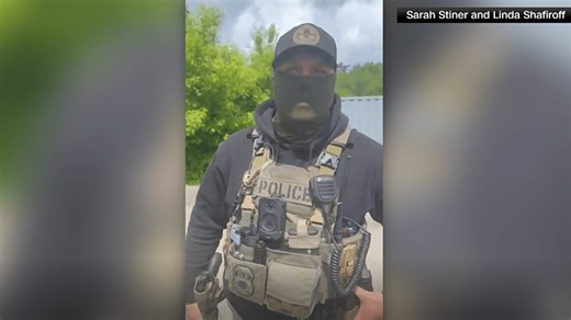 Local woman confronts masked ICE agents detaining gardener