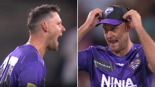 Beau Webster blows up at teammate during BBL loss