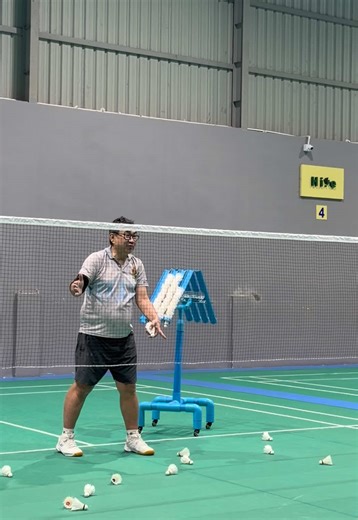 Mandalay Badminton Coach's Team Lineup