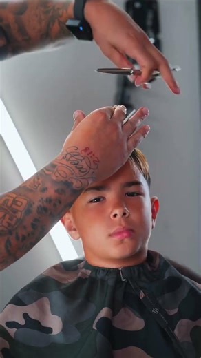 Precision in Every Cut | Barber Shears at Work