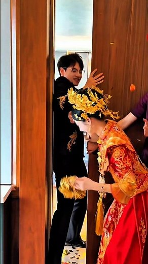 Beautiful Chinese Bride's Royal Wedding Look! 😍❤️ Unforgettable Beauty #wedding #shorts
