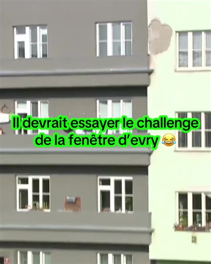 Image insolite du week-end. Prochain défi: fenêtre d’Evry 😂 #football #ligue1 #challenge #pourtoi #insolite