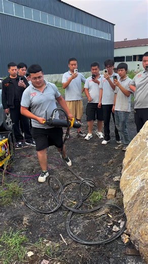 Hydraulic Rock Splitting Machine for Efficient Breaking