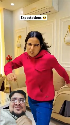 fight bro v/s sis #comedy #funny #fun #ytshorts #priyalkukreja #shorts