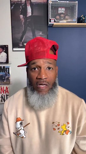 52K views · 2.4K reactions | I love the Peanuts/Charlie Brown and friends ❤️ Have yall seen this record? My bro @pro.scale.models put me on with this one. #zoetropecharliebrown #djskillspinz | Dj Skillspinz | Facebook